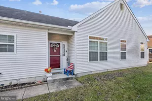 515 St Kitts Dr, Monroe Township, NJ 08094 - Photo 5