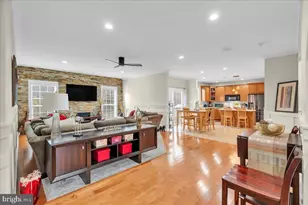 211 Ripley Ct, Monroe Township, NJ 08094 - Photo 9