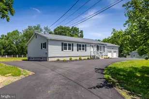 1124 Lexington Dr, Deptford, NJ 08096 - Photo 3