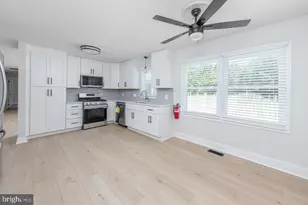 1124 Lexington Dr, Deptford, NJ 08096 - Photo 11