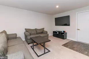 28 Peacock Cir, Sewell, NJ 08080 - Photo 13