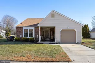 77 Lakebridge Dr, Woodbury, NJ 08096 - Photo 1