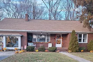 617 Elm Ave, Woodbury Heights, NJ 08097 - Photo 1