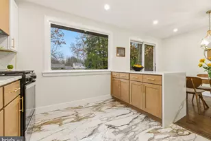 371 Wedgewood Dr, Blackwood, NJ 08012 - Photo 3