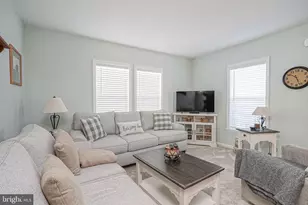 2019 Cumberland Ct, Monroe Township, NJ 08094 - Photo 5