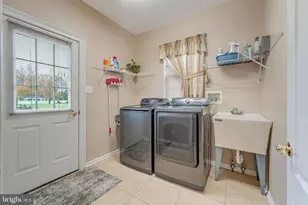 2 Lansbrook Ct, Sewell, NJ 08080 - Photo 27