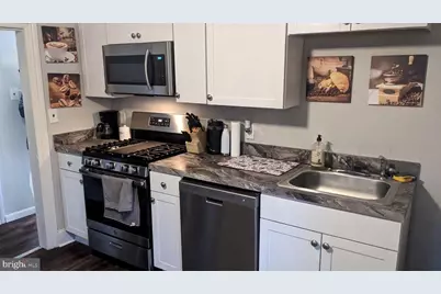 604 W Holly Avenue #B, Pitman, NJ 08071 - Photo 9