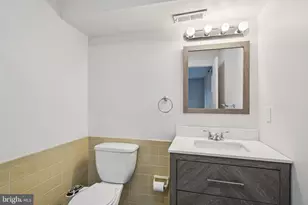 4 George Wythe Bldg, Washington Township, NJ 08012 - Photo 17