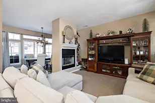 425 Longfellow Dr, Monroe Township, NJ 08094 - Photo 11