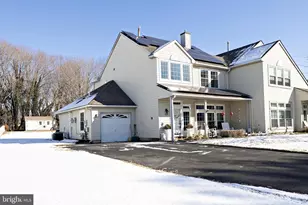 425 Longfellow Dr, Monroe Township, NJ 08094 - Photo 7