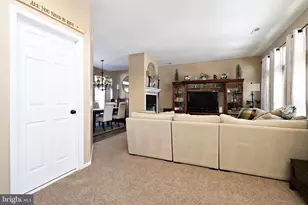 425 Longfellow Dr, Monroe Township, NJ 08094 - Photo 13