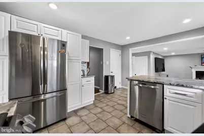 38 Walnut Street, Monroe Township, NJ 08094 - Photo 7