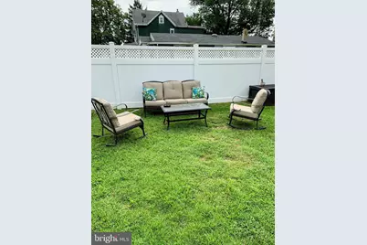 100 Poplar Avenue, Westville, NJ 08093 - Photo 11