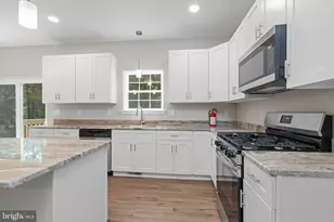 1504 S Academy St, Glassboro, NJ 08028 - Photo 9