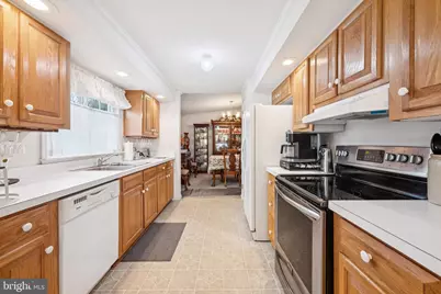 723 Bayberry Ln, Monroe Township, NJ 08094 - Photo 13