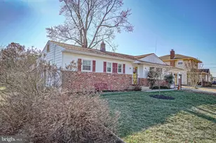 31 Fairmount Dr, Glassboro, NJ 08028 - Photo 3