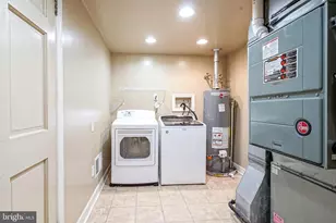 32 Albertus Dr, Monroe Township, NJ 08094 - Photo 11