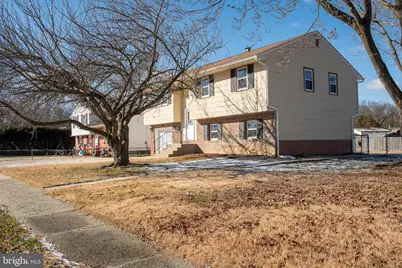 151 E Lois Drive, Monroe Township, NJ 08094 - Photo 3