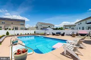 1686 Carriage Dr, Monroe Township, NJ 08094 - Photo 7