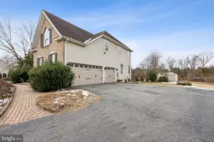 253 Jennings Way, East Greenwich Township, NJ 08056 - Photo 3