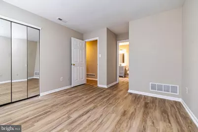 32 Buena, Washington Township, NJ 08012 - Photo 9