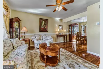 831 Richmond Drive, Sicklerville, NJ 08081 - Photo 3