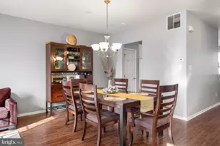 136 Acorn Dr, East Greenwich Township, NJ 08061 - Photo 9