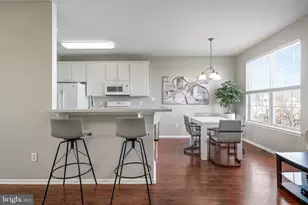 136 Acorn Dr, East Greenwich Township, NJ 08061 - Photo 7