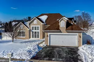 139 Tradewinds Dr, East Greenwich Township, NJ 08061 - Photo 3