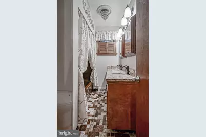 323 Florence Boulevard, Monroe Township, NJ 08094 - Photo 17