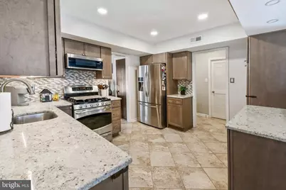 117 Robins Run W, Swedesboro, NJ 08085 - Photo 11