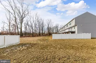 240 Rothberg Dr, Monroe Township, NJ 08094 - Photo 5