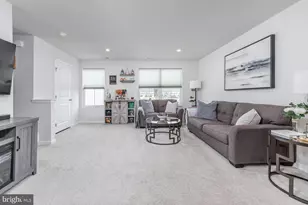 240 Rothberg Dr, Monroe Township, NJ 08094 - Photo 15