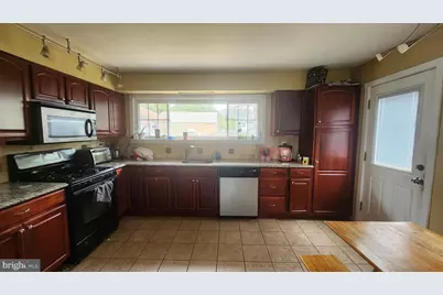 804 Carpenter Street, Glassboro, NJ 08028 - Photo 3