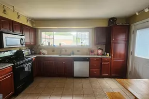 804 Carpenter St, Glassboro, NJ 08028 - Photo 3