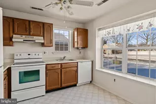 20 Lakebridge Dr, Woodbury, NJ 08096 - Photo 3