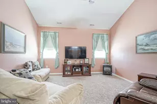 425 Periwinkle Dr, Woodbury, NJ 08096 - Photo 11