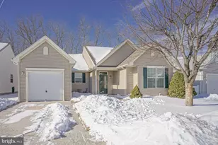 425 Periwinkle Dr, Woodbury, NJ 08096 - Photo 1