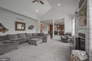 118 Delaware Xing, Swedesboro, NJ 08085 - Photo 21