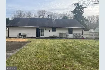 546 Greenbriar Drive, Monroe Township, NJ 08094 - Photo 13