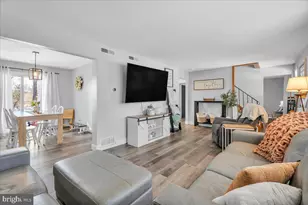 229 Ireland Terrace, Monroe Township, NJ 08094 - Photo 5