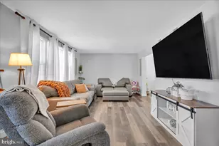 229 Ireland Terrace, Monroe Township, NJ 08094 - Photo 7