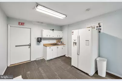 1025 Linden Avenue, Monroe Township, NJ 08094 - Photo 9