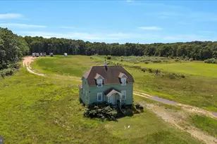 2443 S Black Horse, Monroe Township, NJ 08094 - Photo 1