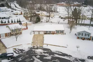 8 Hercules Ct, Sewell, NJ 08080 - Photo 3