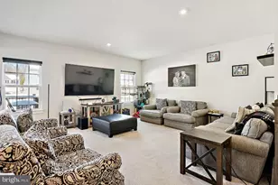 25 Matthews St, Monroe Township, NJ 08094 - Photo 3