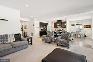 25 Matthews St, Monroe Township, NJ 08094 - Photo 5