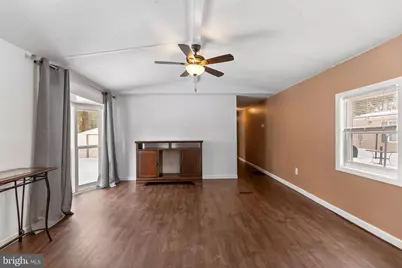 19 Maple Ave, Harrison Township, NJ 08062 - Photo 3