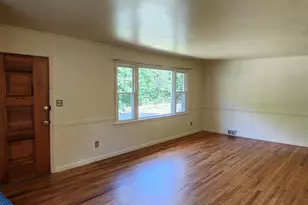 117 N Girard Rd, Glassboro, NJ 08028 - Photo 3