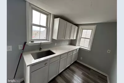 121 N Broad Street #6, Woodbury, NJ 08096 - Photo 1